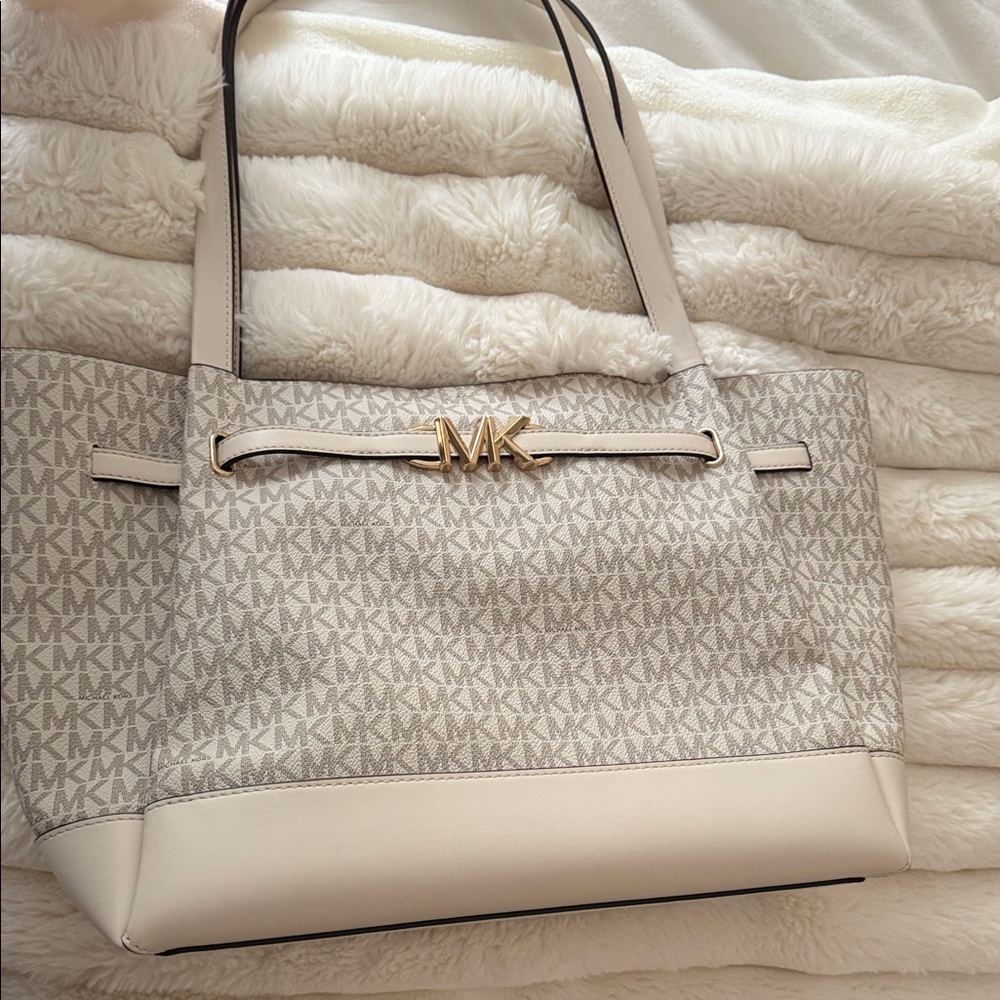 Michael Kors Beige and Gold Tote Bag
